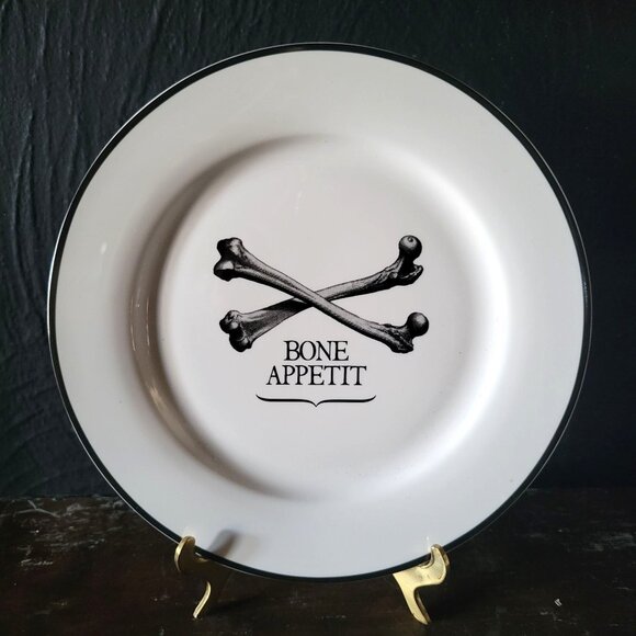 Set of Four Ciroa Wicked Bone Appetit Salad Plates 8" White Black Halloween - Picture 1 of 5